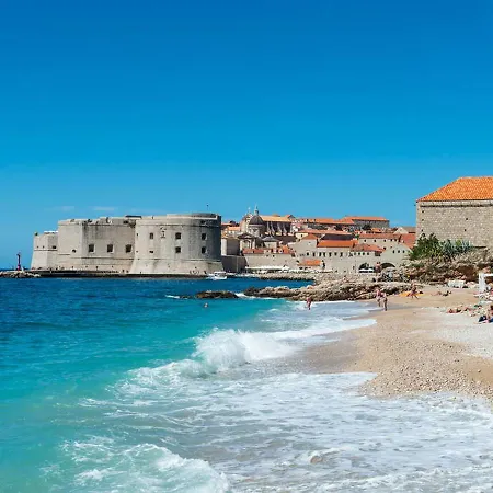 Spacious With Private Garage * Dubrovník
